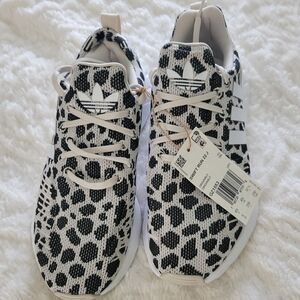 Girl's Adidas Swift 22 Animal Print Running Shoes Size 5 NWT